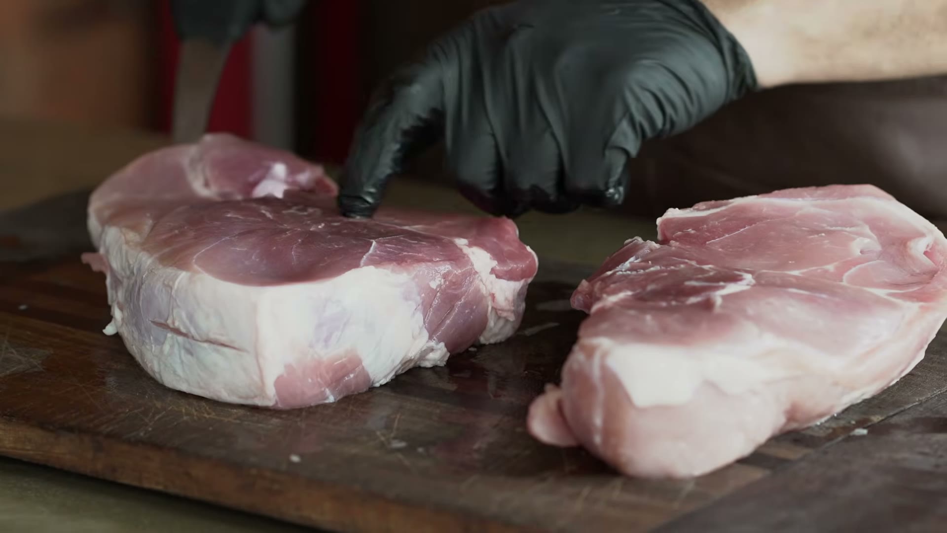 Espaldilla de cerdo cortada en piezas para las carnitas