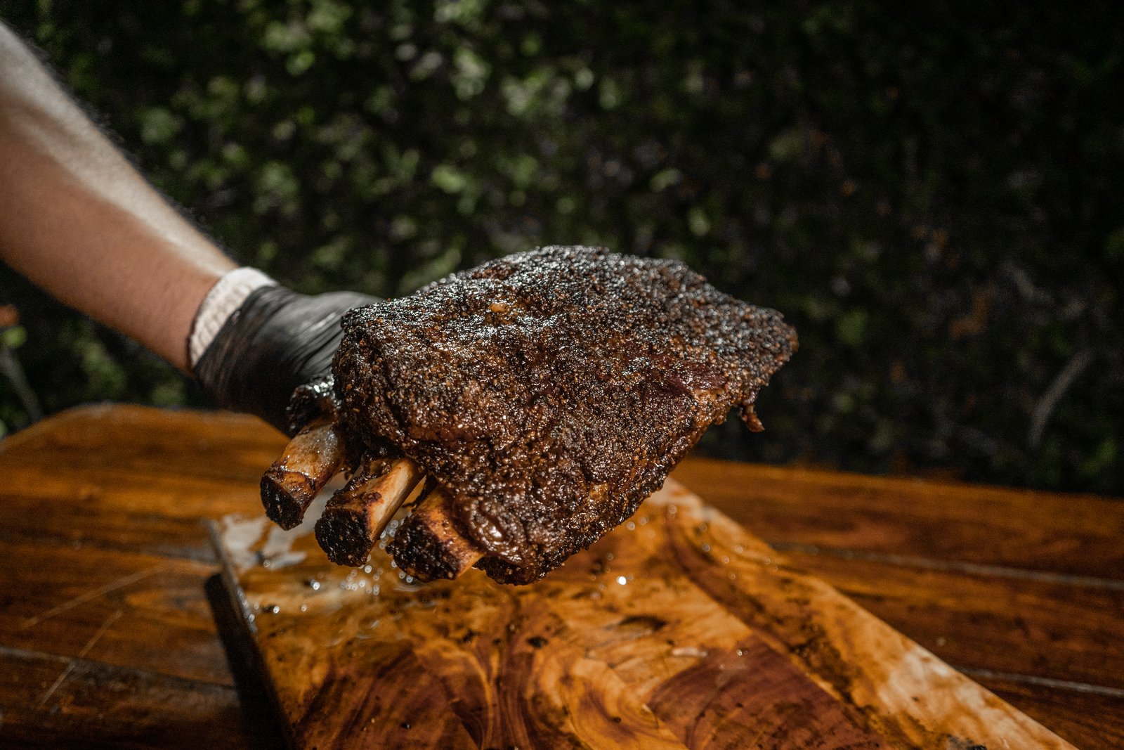 Short rib USDA Prime rebanado, mostrando el marmoleo excepcional