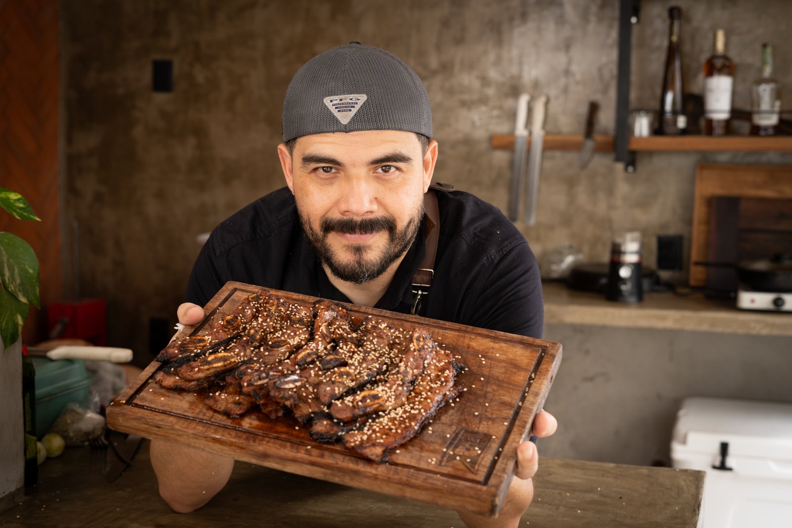 Short rib coreano mordido, mostrando la mordida con textura