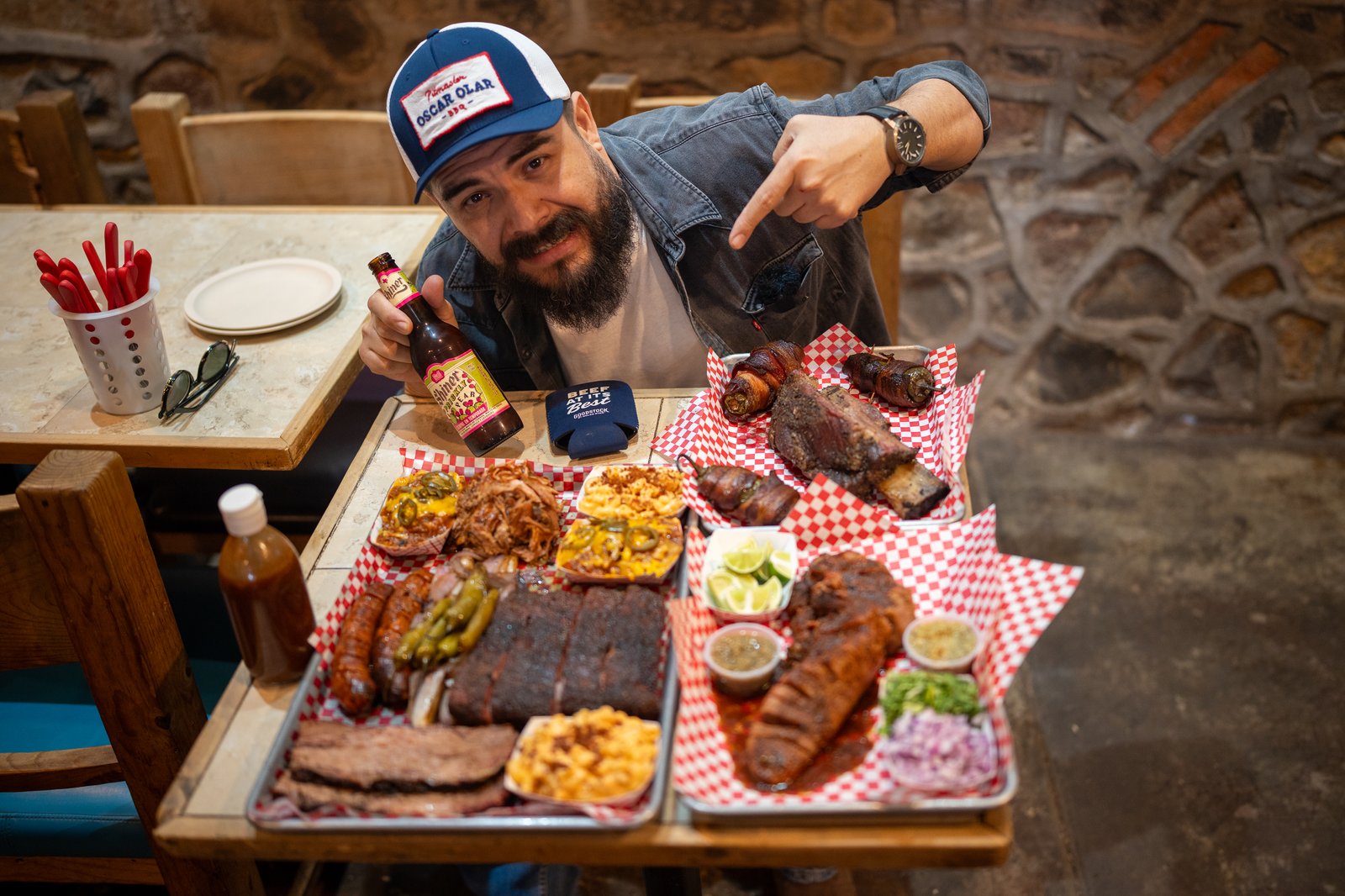 Corte de brisket en Rangers Barbecue